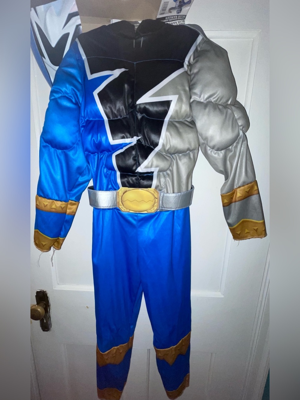 Blue Power Rangers Dino Fury Costume (4-6) - Picture 3 of 7